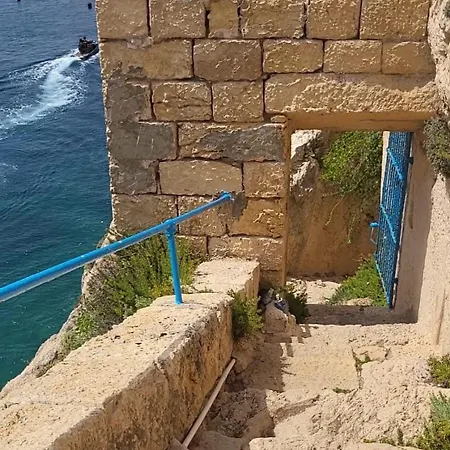Gozo Coastal With Stunning Sea View, Free Private Parking, Ac & Wifi Lägenhet Xlendi