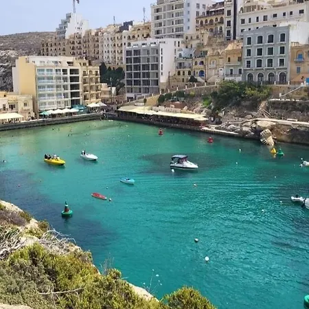 Gozo Coastal With Stunning Sea View, Free Private Parking, Ac & Wifi アパート