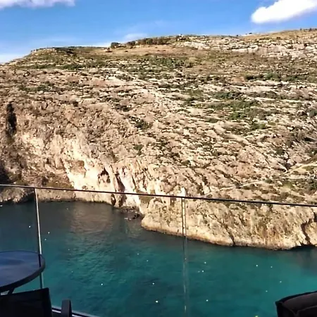 Gozo Coastal With Stunning Sea View, Free Private Parking, Ac & Wifi Apartment Xlendi