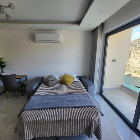 Daire Gozo Coastal With Stunning Sea View, Free Private Parking, Ac & Wifi